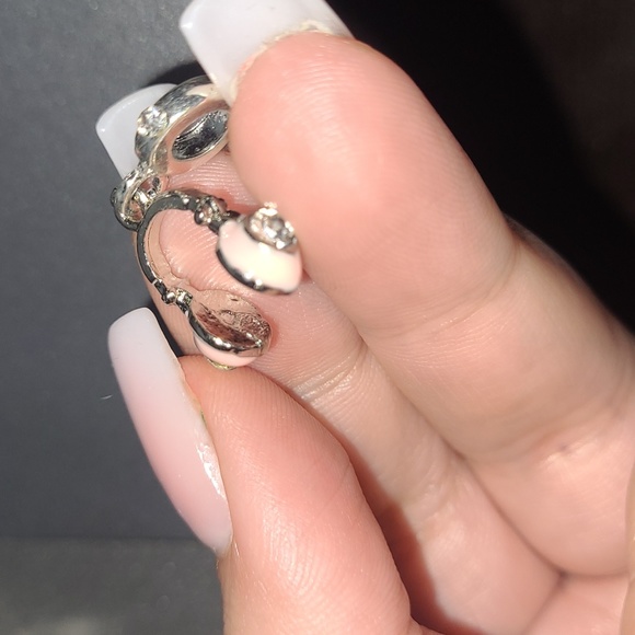 Headset Charm - Picture 5 of 5